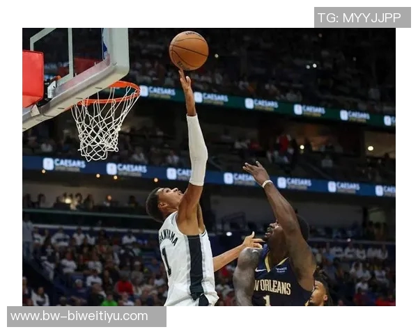 奥拉朱旺称赞文班独特投篮技巧难以防守旋转多样性令人惊叹