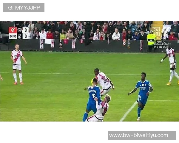 姆巴佩因裁判第98分钟吹哨不满上前理论遭黄牌处罚引发争议