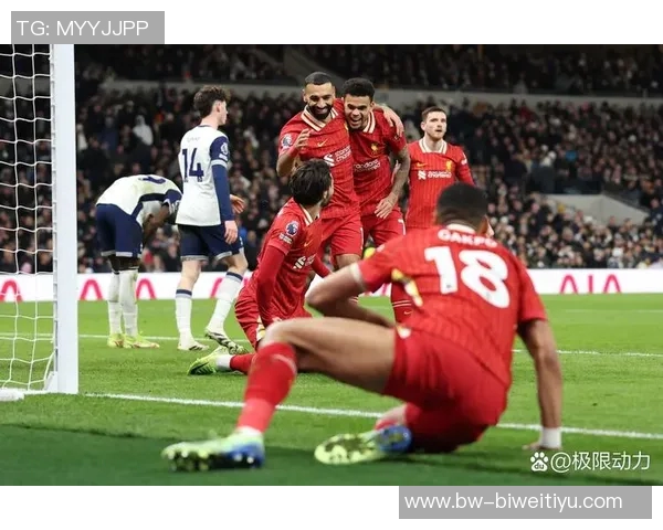 波罗在2324赛季助攻18次成英超后卫之最展现出色表现